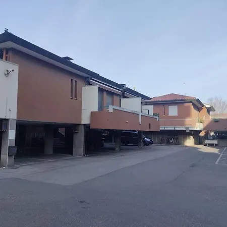 Appartamento Bilocale Colonie, Con Patio Fronte Mare E Garage