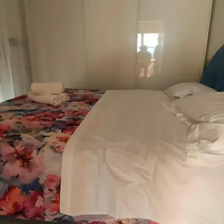 Appartamento Bilocale Colonie, Con Patio Fronte Mare E Garage *
